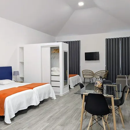 Tanoeiros Funchal (Madeira)