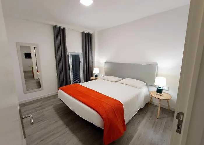 Apartman Tanoeiros *