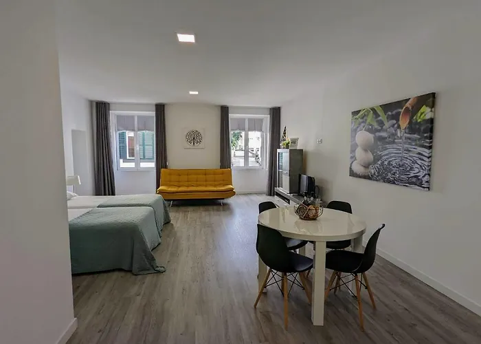 Tanoeiros Funchal (Madeira)